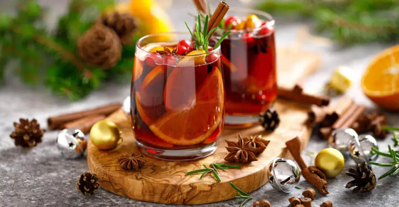 Najlepszy grzaniec: przepis, wybór wina i gotowe produkty