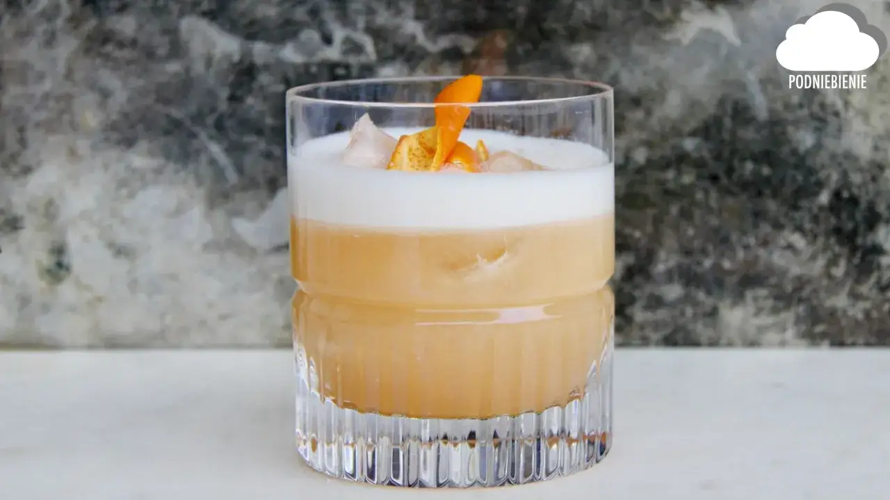 Drinki z whisky: przepisy, porady i jak zrobić idealny koktajl?