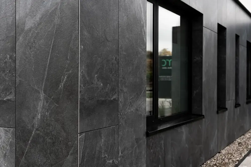 Jaka farba do elewacji? Wybierz mądrze Poradnik 2024