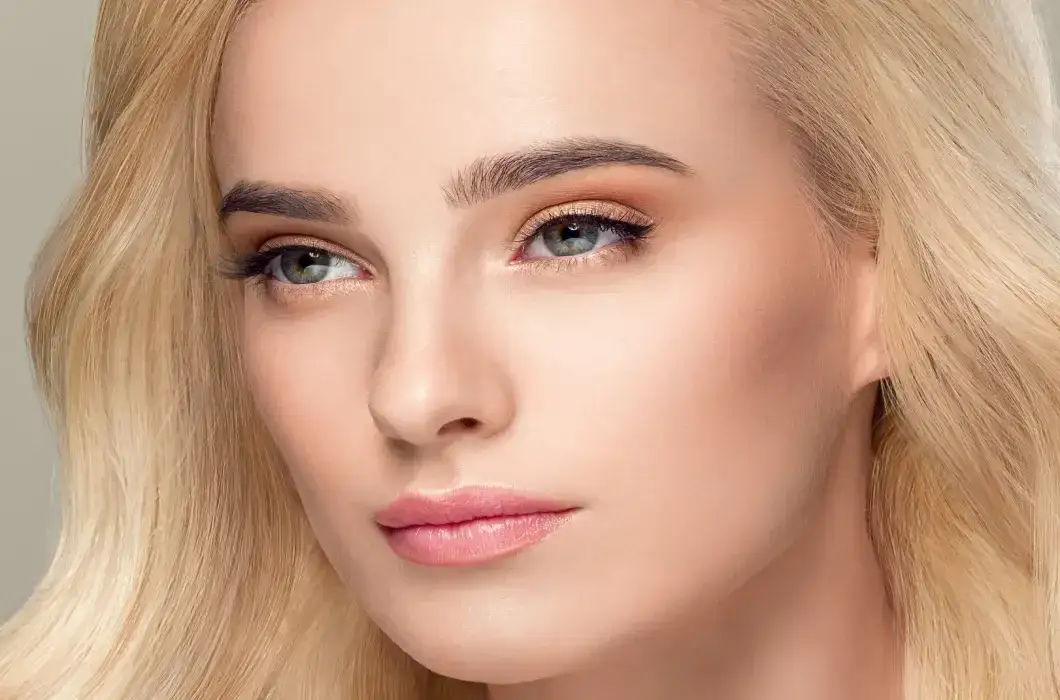 Jak szybko odrastają brwi? Odkryj sekrety ich wzrostu i pielęgnacji