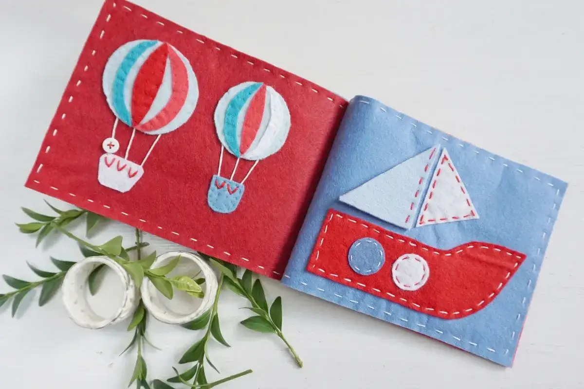 Książeczka sensoryczna DIY: Stwórz idealną zabawkę dla dziecka