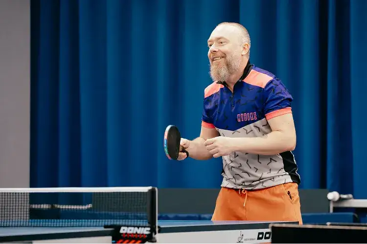 Gdzie zagrać w tenis stołowy w Krakowie? Sprawdź najlepsze miejsca