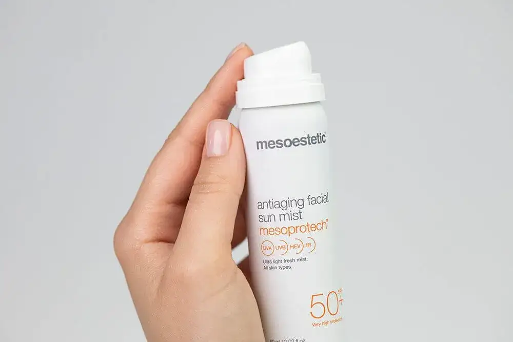 Jak reaplikować SPF na makijaż, by nie zrujnować efektu makijażu?