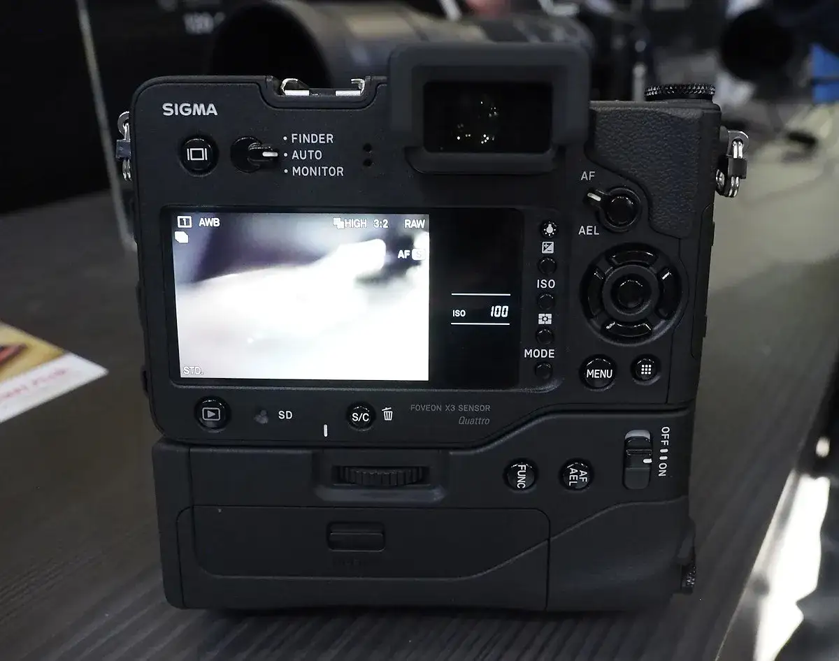 Sigma lustrzanka SD-14: Kluczowe cechy i porównania z innymi modelami