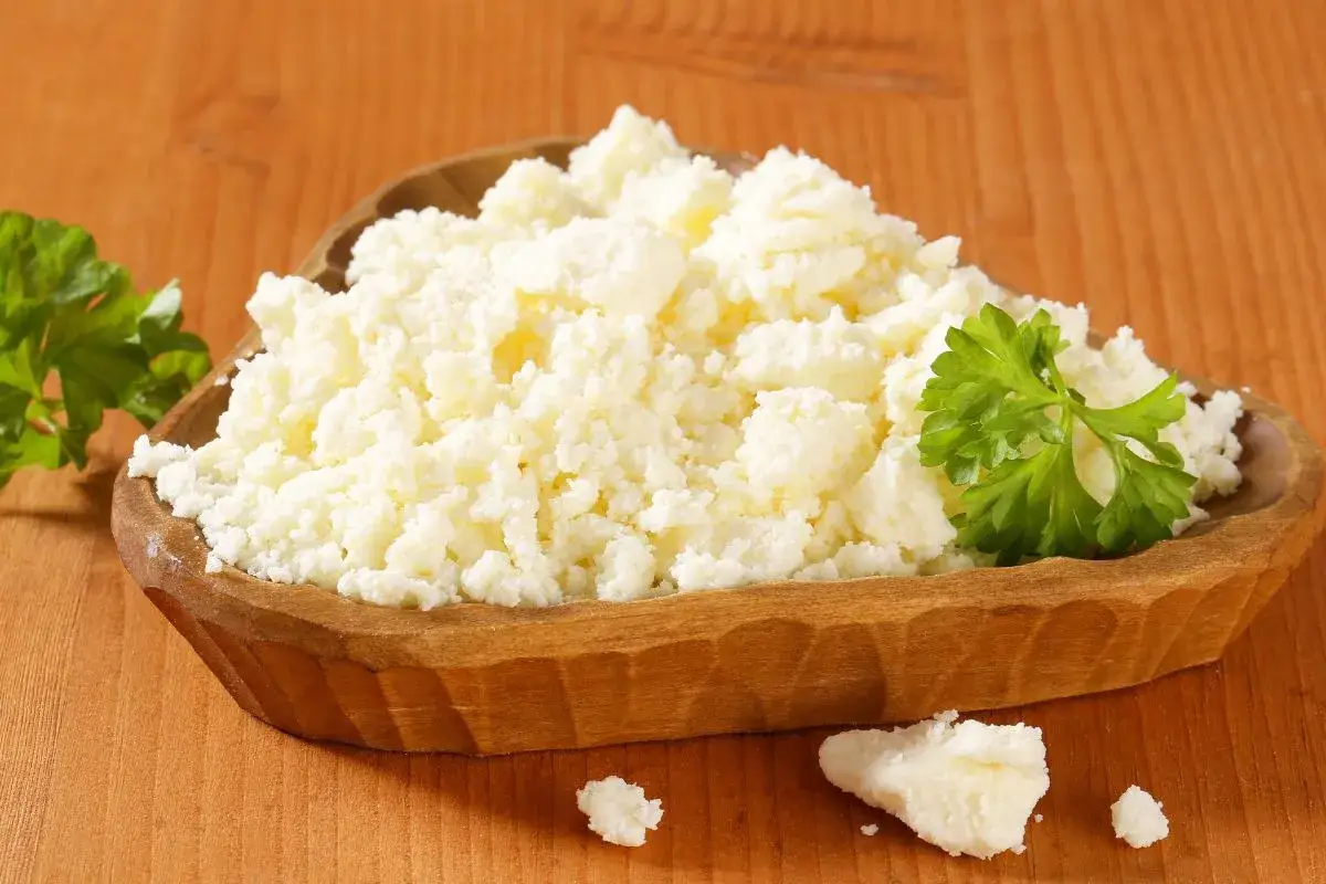 Jak zrobić ziemniaki z bryndzą? Odkryj sekret bacówki!