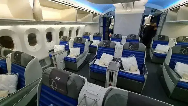 Ile kosztuje lot biznes klasa do Meksyku? Ceny, które zaskoczą