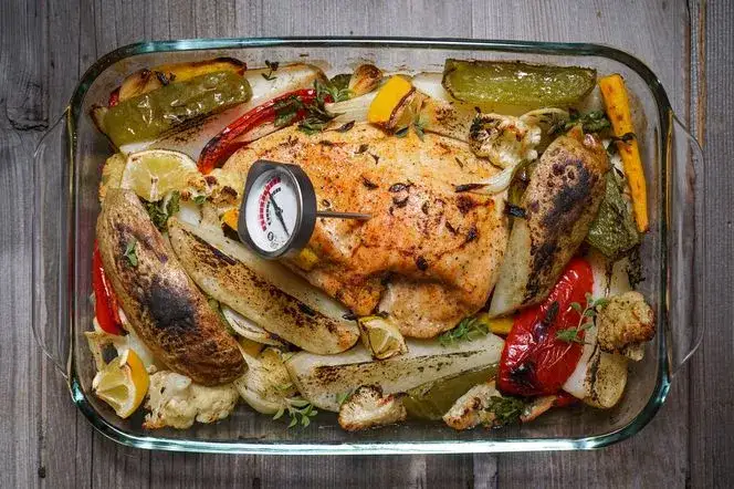 Pyszne pomysły na obiad z fileta z indyka, które zachwycą smakami