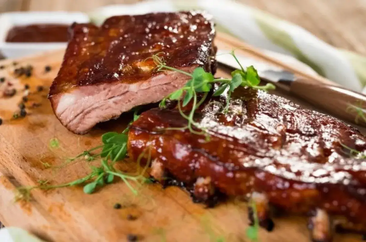 Co zrobić z ugotowanych żeberek? 10+ kreatywnych przepisów!