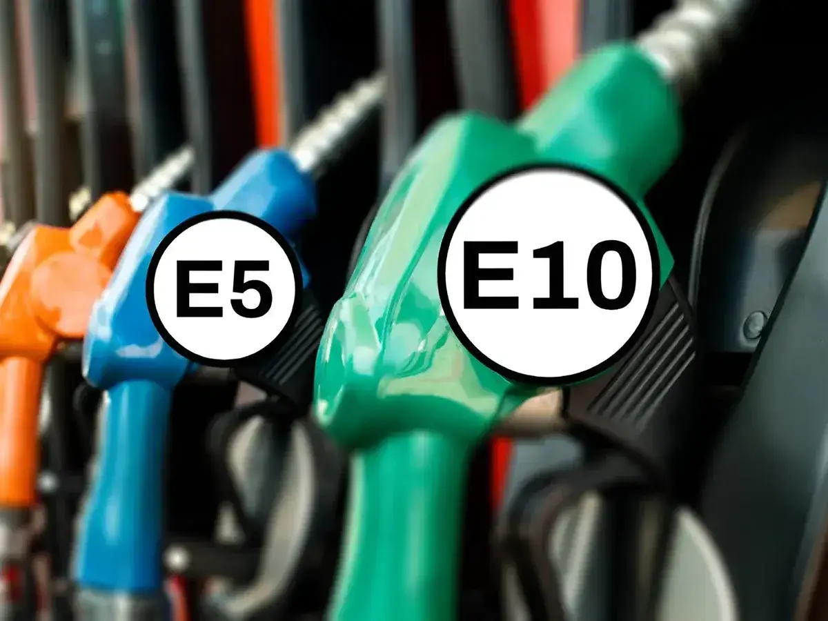 Jaką benzynę do samochodu E10 wybrać, by uniknąć problemów?