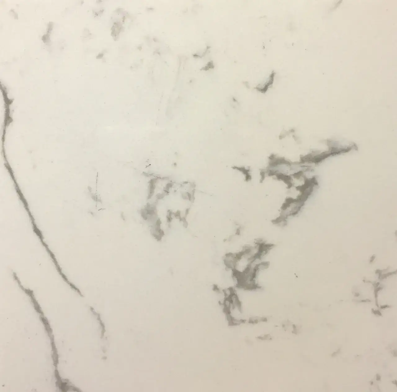 Aglomarmur czy konglomerat - poznaj kluczowe różnice i zastosowania