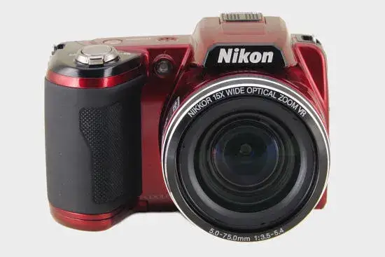 Nikon L110 vs Nikon Coolpix L810 - porównanie aparatów Nikon L110 i Coolpix L810.