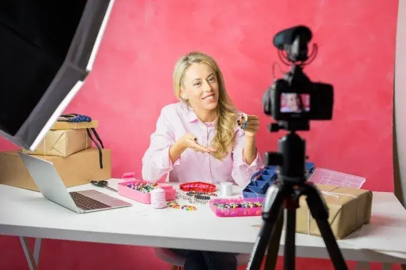 Ile można zarobić na YouTube? Fakty, które cię zaskoczą