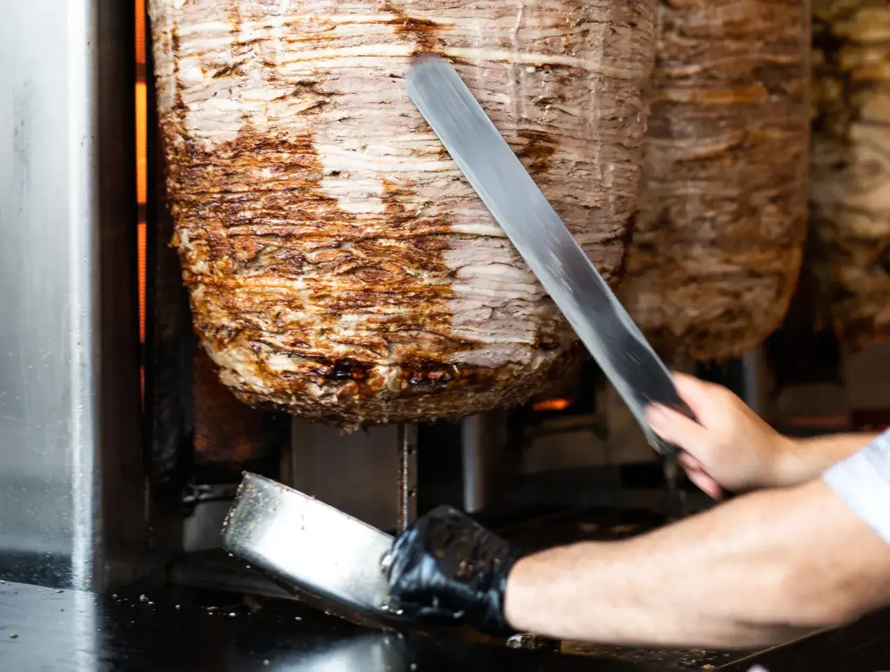 Kebab na czarnej liście dietetyków? Poznaj prawdę o składzie!