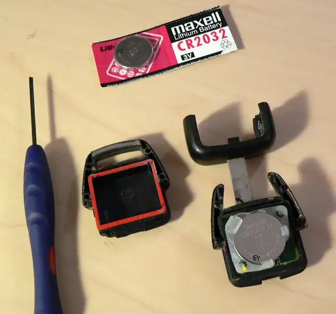 Jaka bateria do kluczyka Toyota Yaris? Prosta wymiana i oszczędność czasu