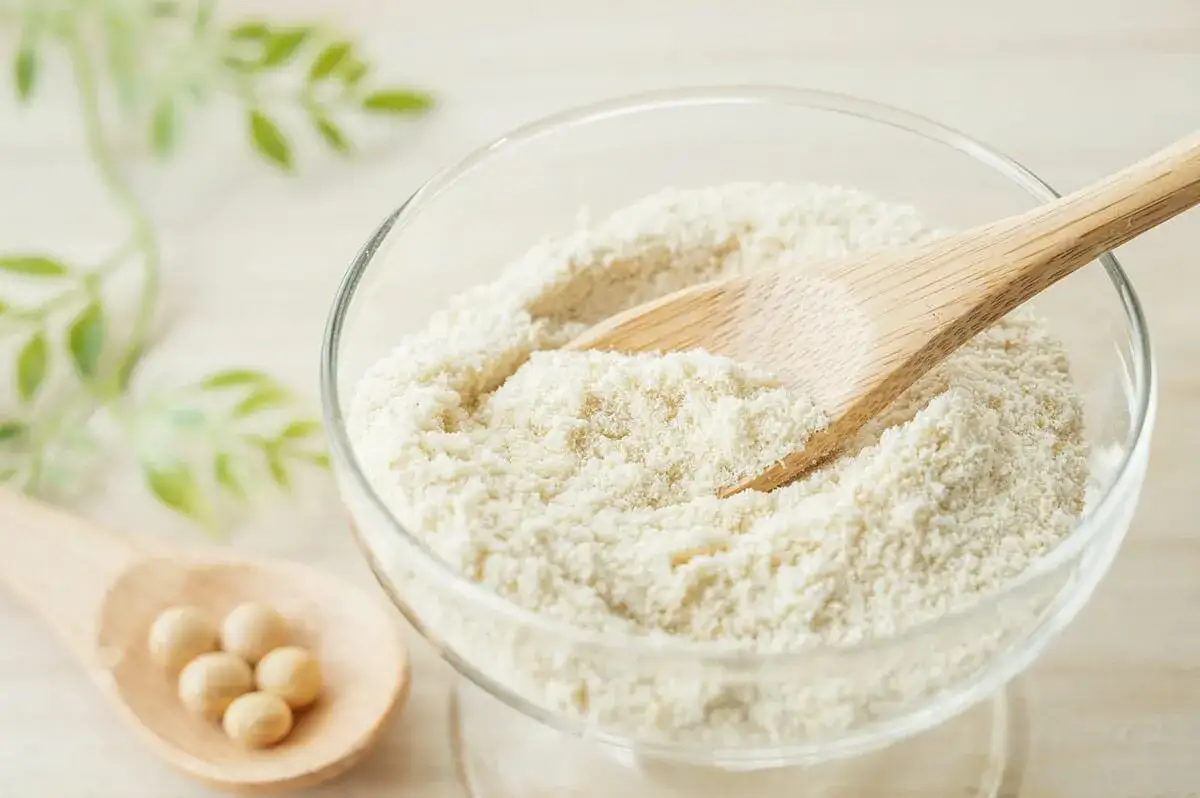 Czy białko sojowe jest zdrowe? Fakty, korzyści i potencjalne zagrożenia