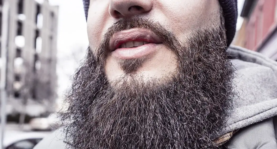 Czy zarost podoba się kobietom - poznaj prawdę i opinie ekspertów