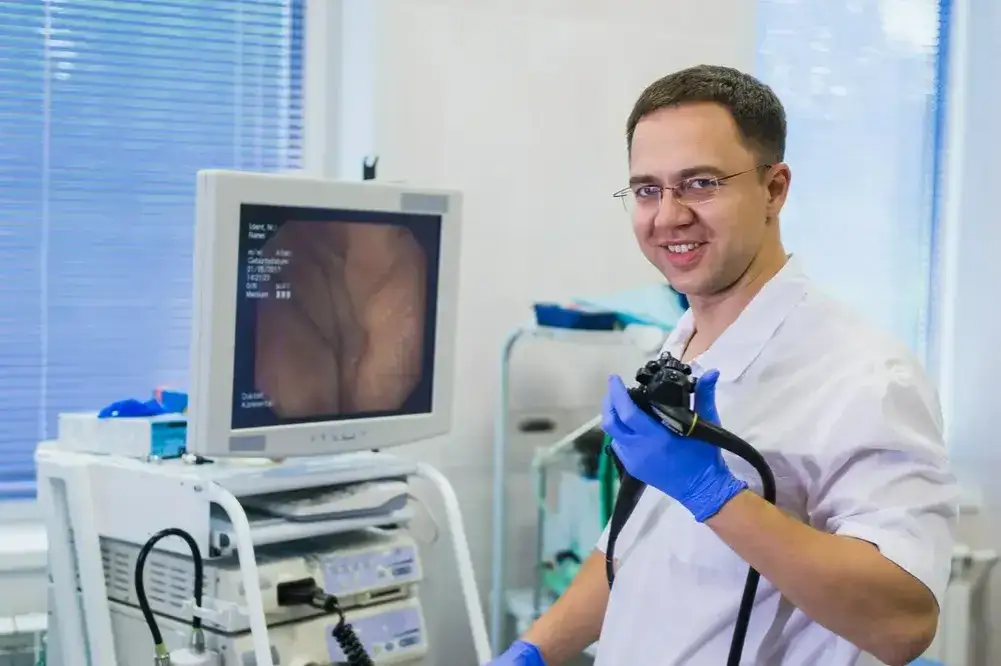 Choroba odbytu jaki lekarz? Dowiedz się, kiedy iść do proktologa