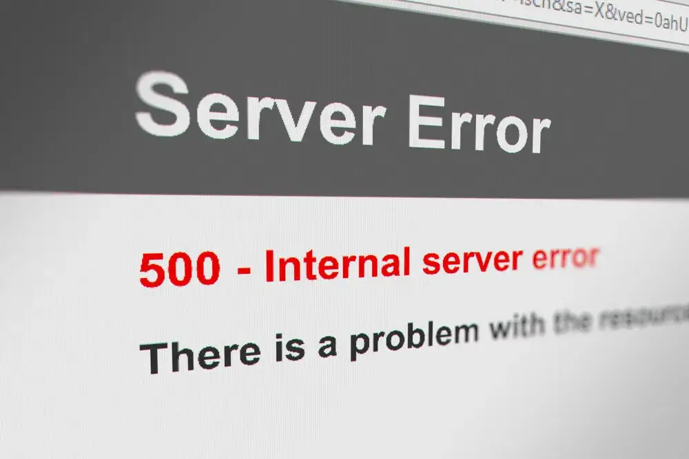 Błąd HTTP 500: Jak naprawić i uniknąć problemów z serwerem