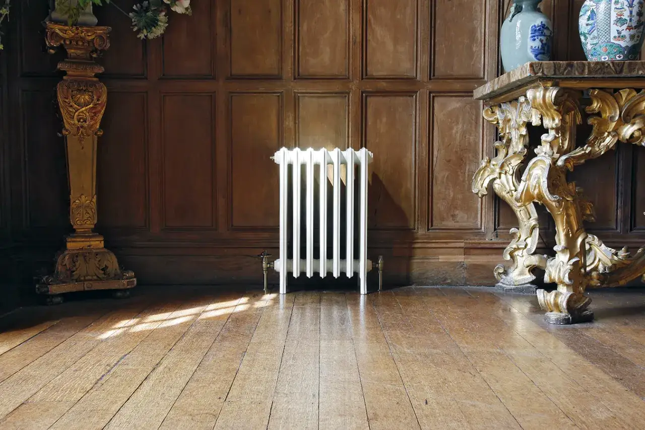 Ile waży żeberko grzejnika żeliwnego? Sprawdź wymiary i różnice