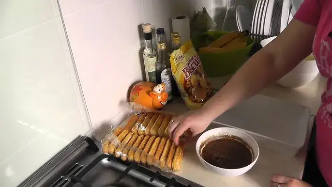 Jak upiec ciasto tiramisu bez pieczenia – prosty przepis na sukces