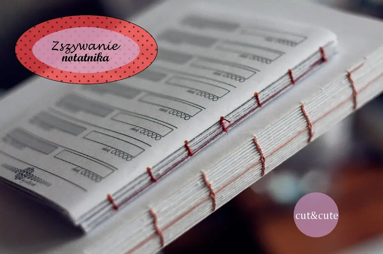 Jak wyprostować kartki w książce? Skuteczne domowe metody!