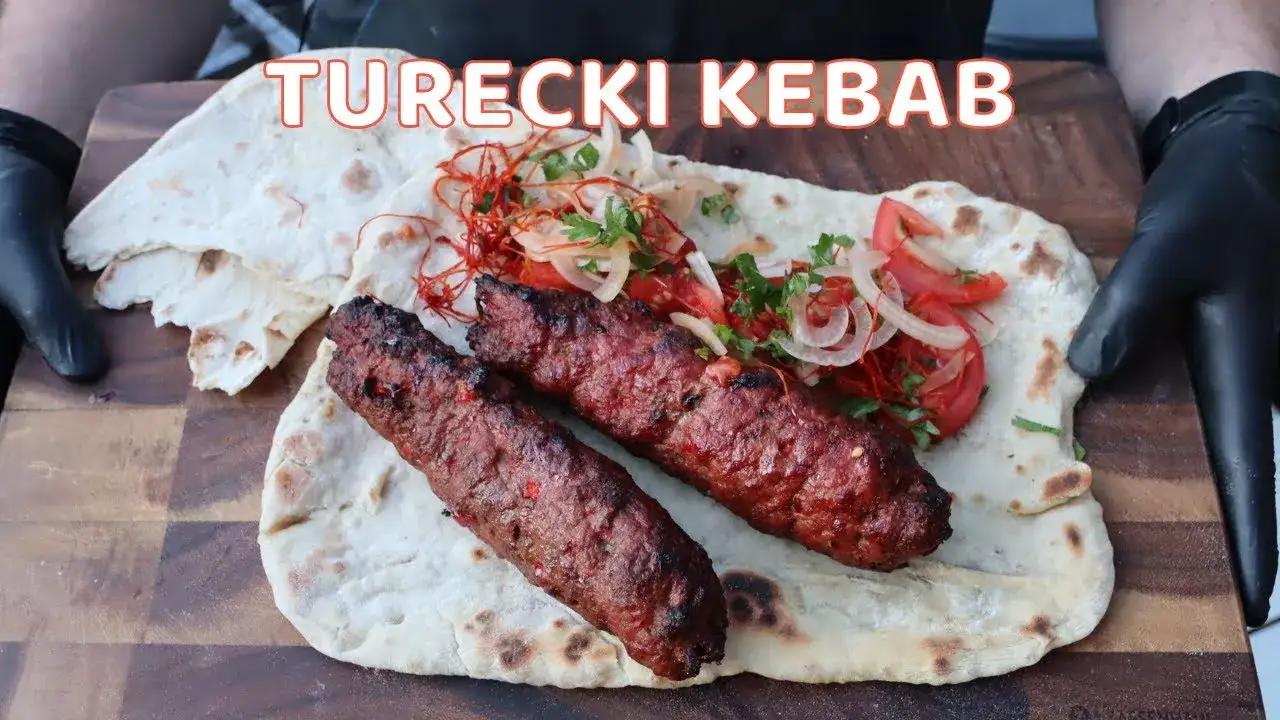 Jak wygląda prawdziwy turecki kebab? Odkryj jego sekrety i smaki