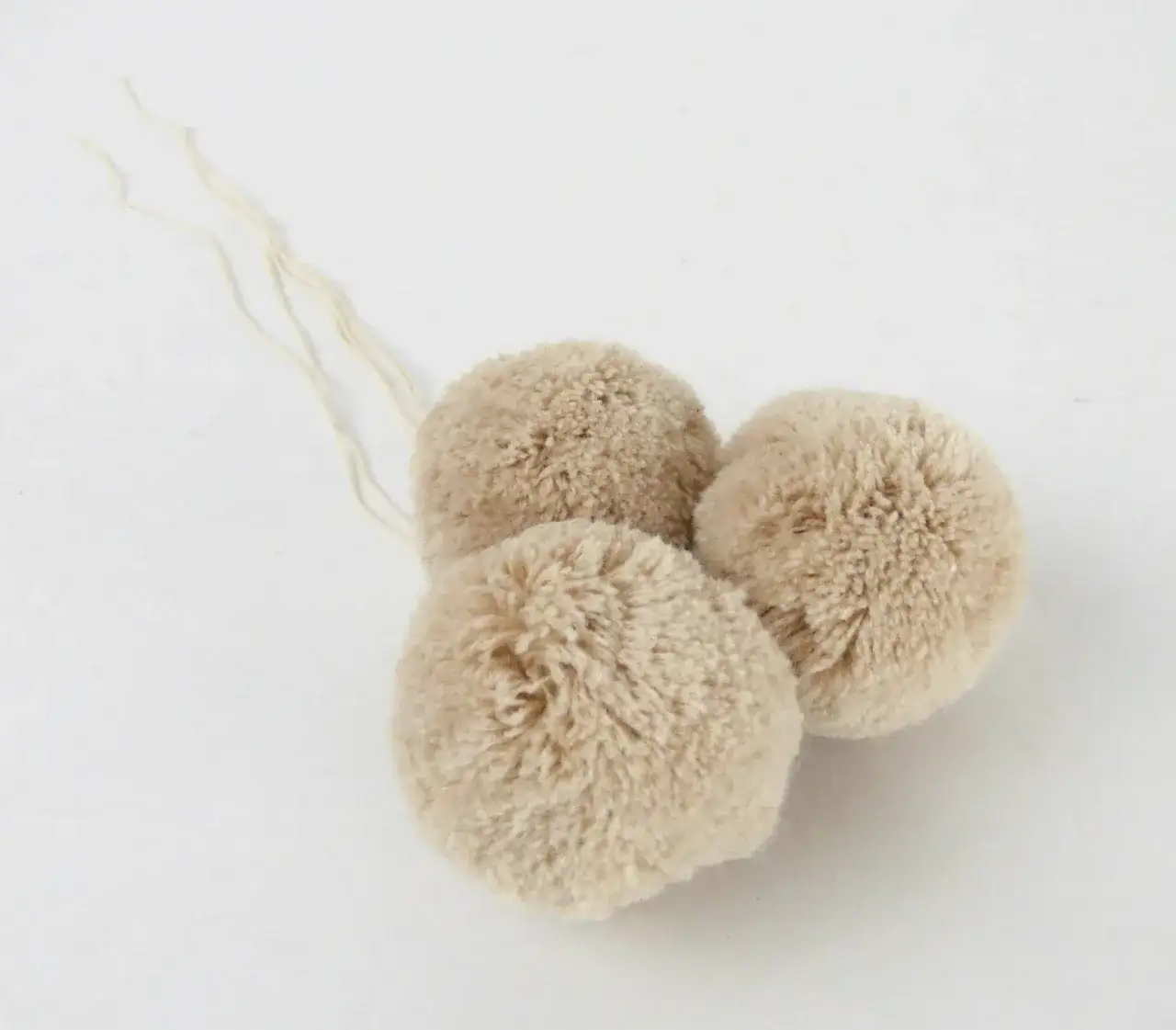 Jak rozłożyć pompony dekoracyjne, aby uniknąć typowych błędów