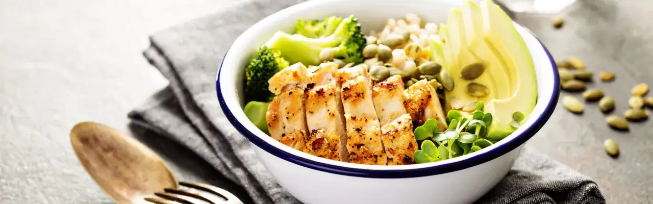 Zdrowe pomysły na obiad z niskim IG: 10 pysznych przepisów