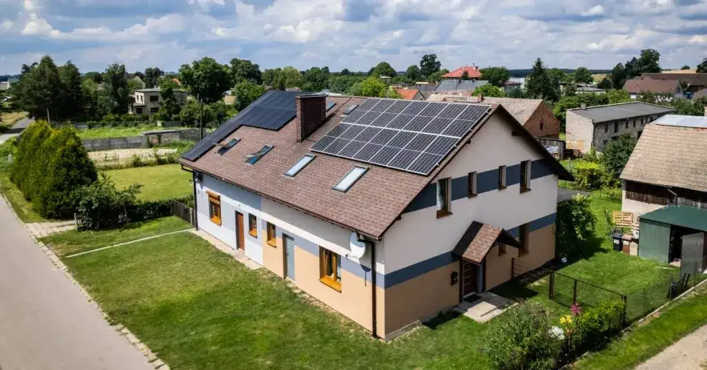 Ceny elektrowni słonecznej 40 kW – co musisz wiedzieć przed zakupem