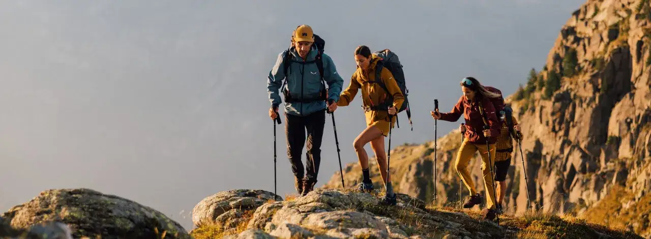 Jakie spodnie w góry latem? Wybierz najlepsze dla komfortu i ochrony
