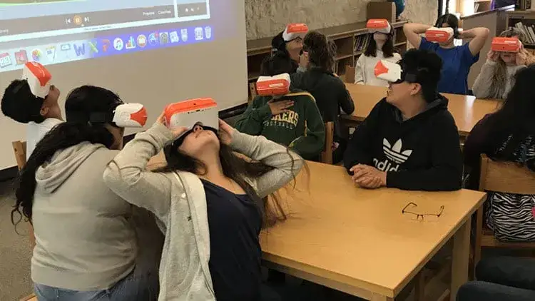 VR Bildung: Vorteile, Herausforderungen und erfolgreiche Beispiele im Unterricht