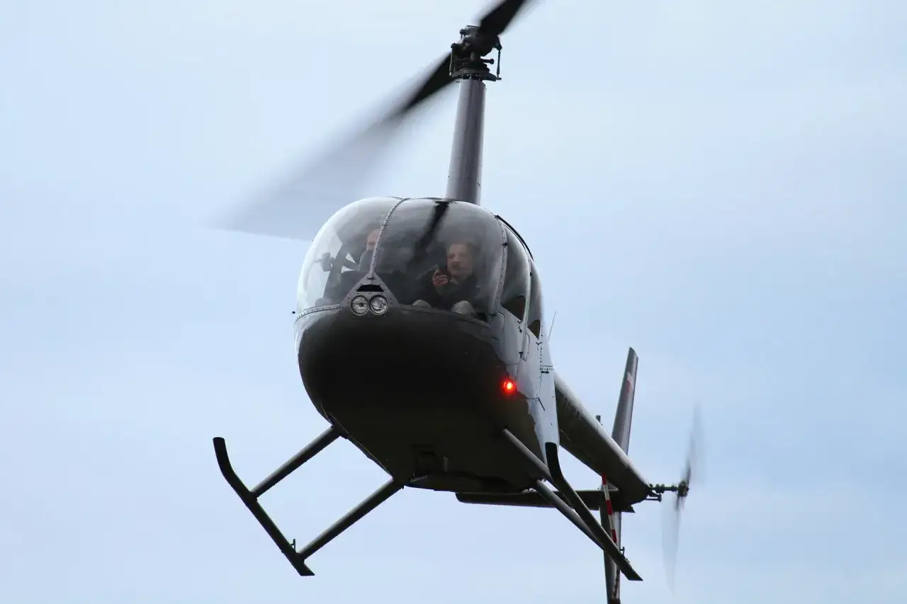 Licencja na śmigłowce: Jakie kroki, aby zostać zawodowym pilotem?