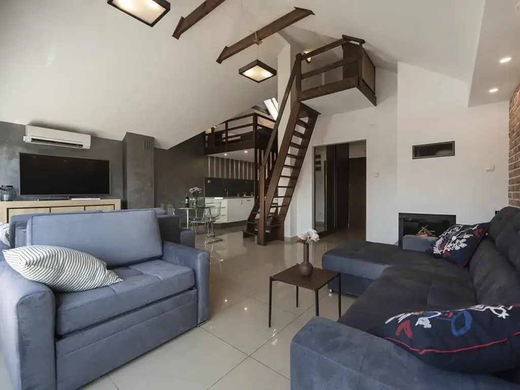 Co to jest apartament? Poznaj cechy i różnice z mieszkaniem