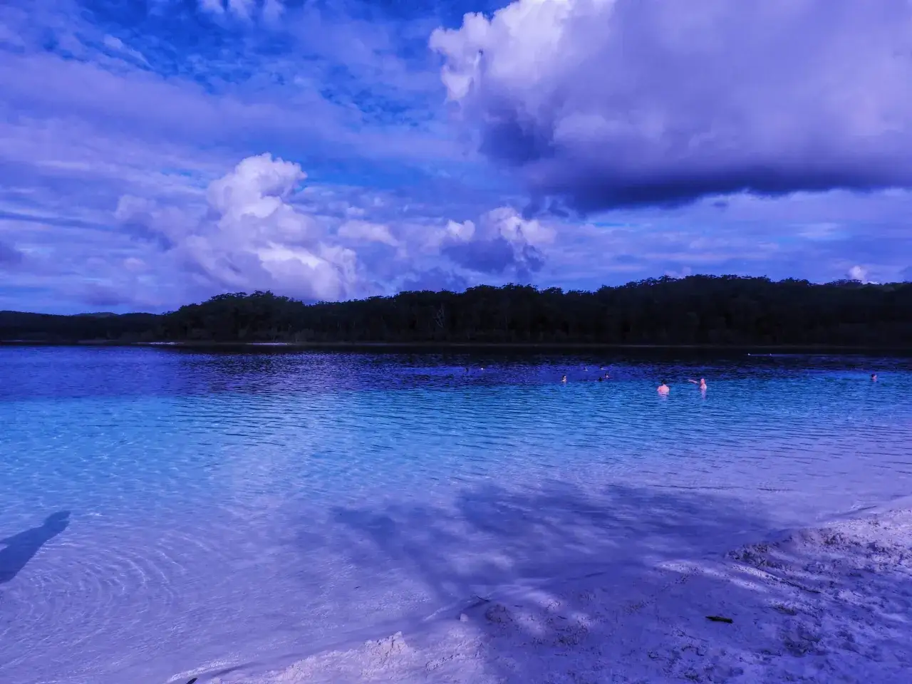 Czy wyspa Mako istnieje? Odkryj prawdę o fikcyjnej lokalizacji