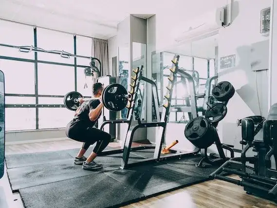 Jak oddychać podczas ćwiczeń, aby poprawić wydolność i zdrowie