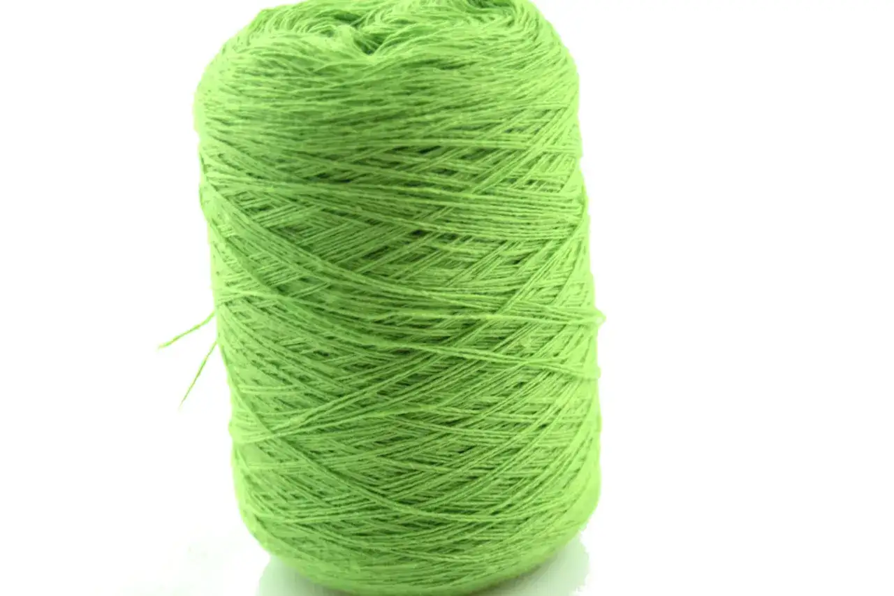 Mieszanka 50% bawełna i 50% poliester: Co warto wiedzieć?