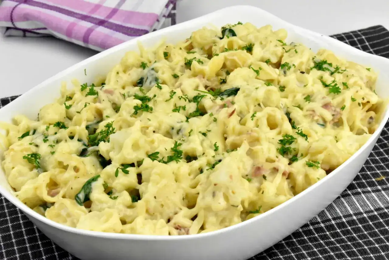 Zapiekanka z kalafiora i makaronu: Idealny przepis + porady eksperta