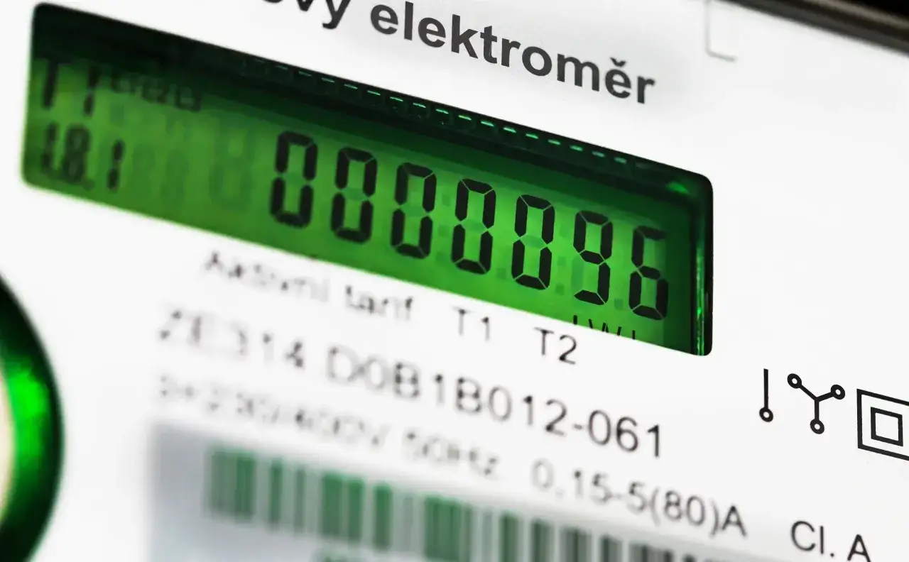 Ile kosztuje opłata za prąd na poczcie? Sprawdź tanie alternatywy