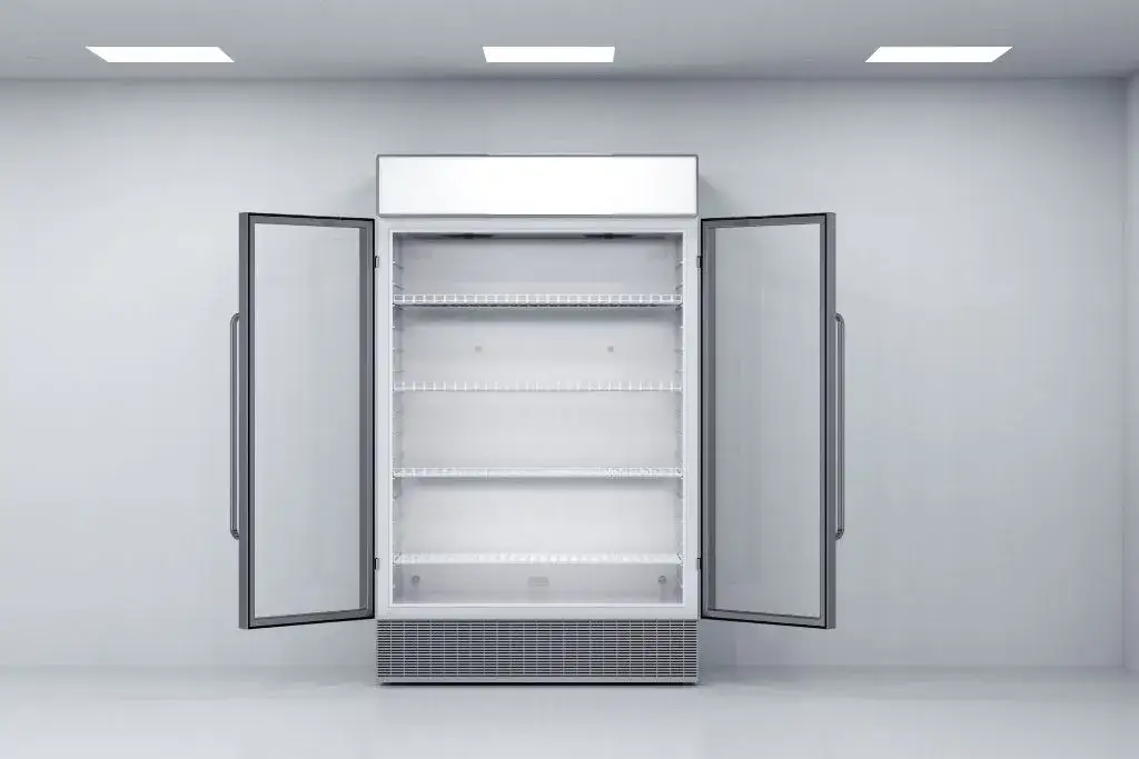 Czy przewozić zamrażarkę na leżąco? Uniknij kosztownych awarii!