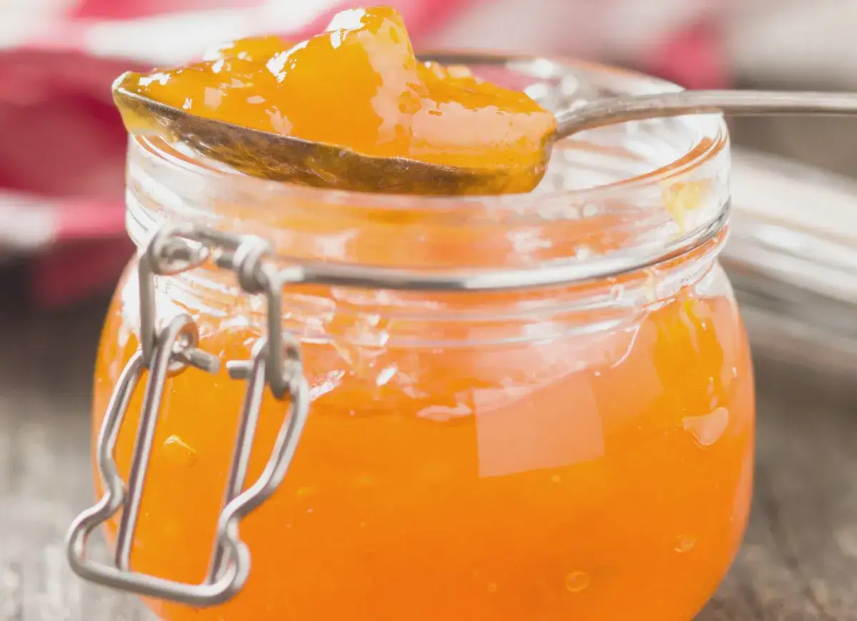 Twoja galaretka nie tężeje? Sprawdź, co robisz źle i jak to naprawić