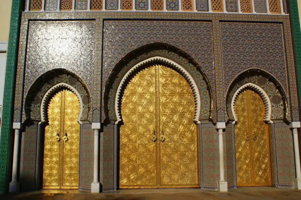 Najlepszy czas na podróż do Maroka: Kiedy jechać, by uniknąć złej pogody?