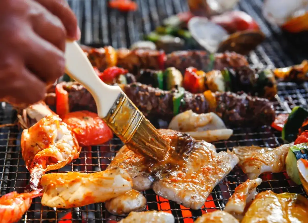 Perfekcyjne ryby z grilla: Poradnik + 3 marynaty, które zachwycą