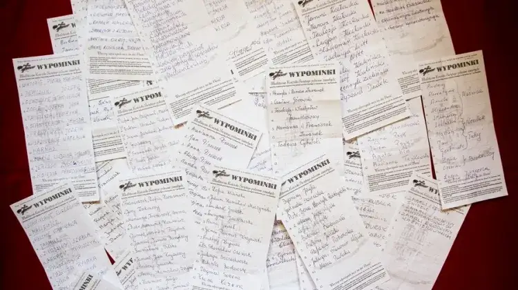 Co to są wypominki w kościele i dlaczego są tak ważne?