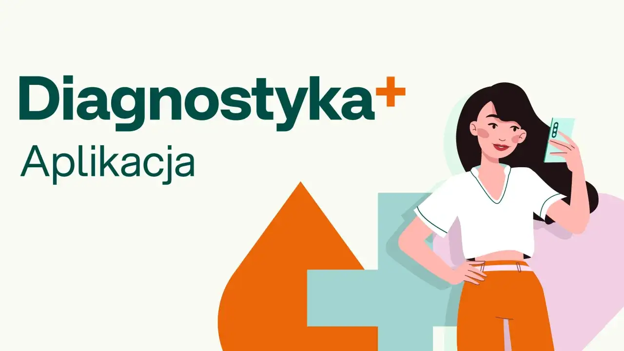 Aplikacja Diagnostyka+ ułatwia sprawdzenie wyników z laboratorium. Kobieta z telefonem w ręku.