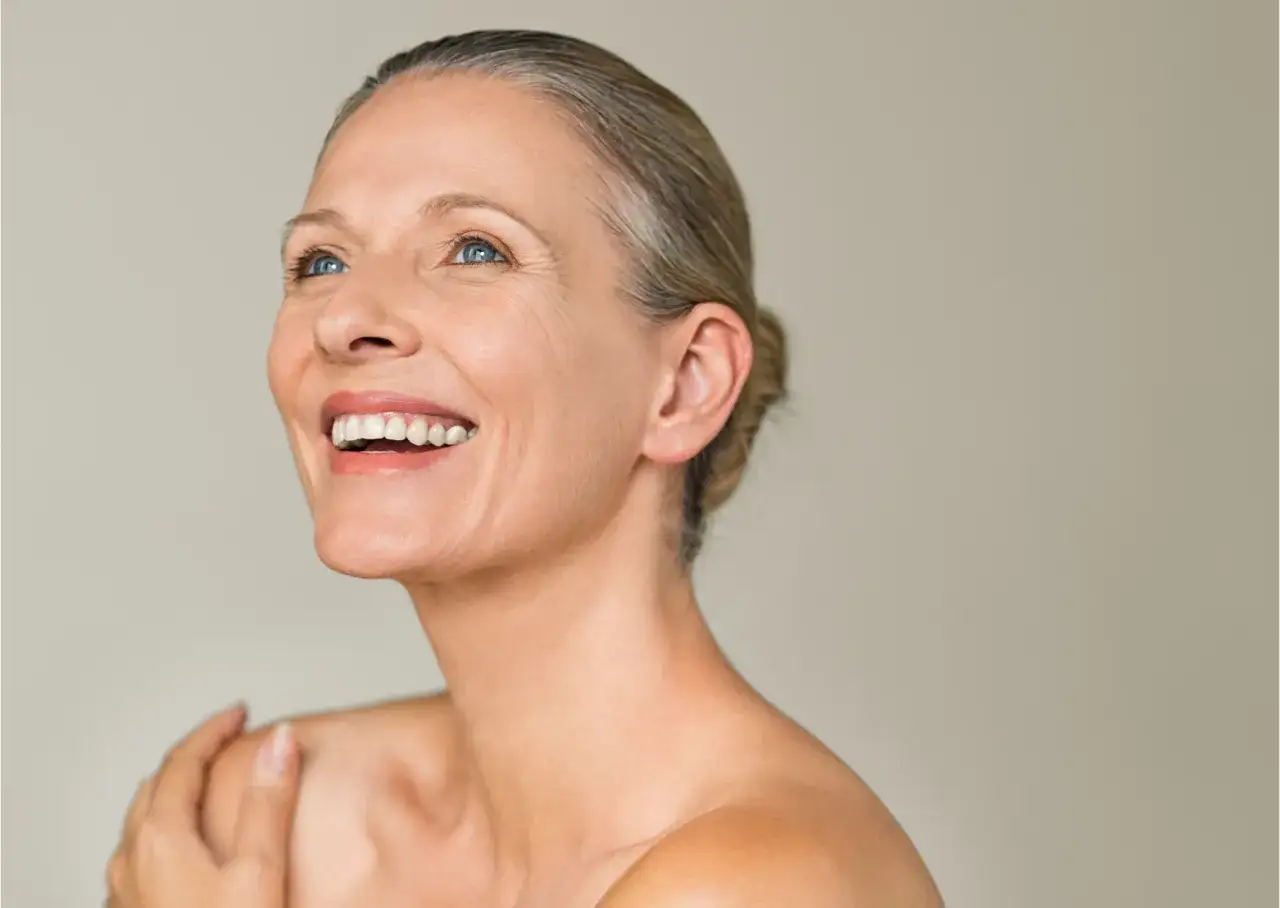 Cera dojrzała: Jaka baza wygładzi zmarszczki i doda blasku?