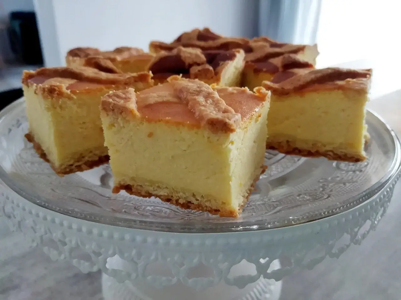 Sernik bez spodu, który zawsze wychodzi? Poznaj mój sekret!