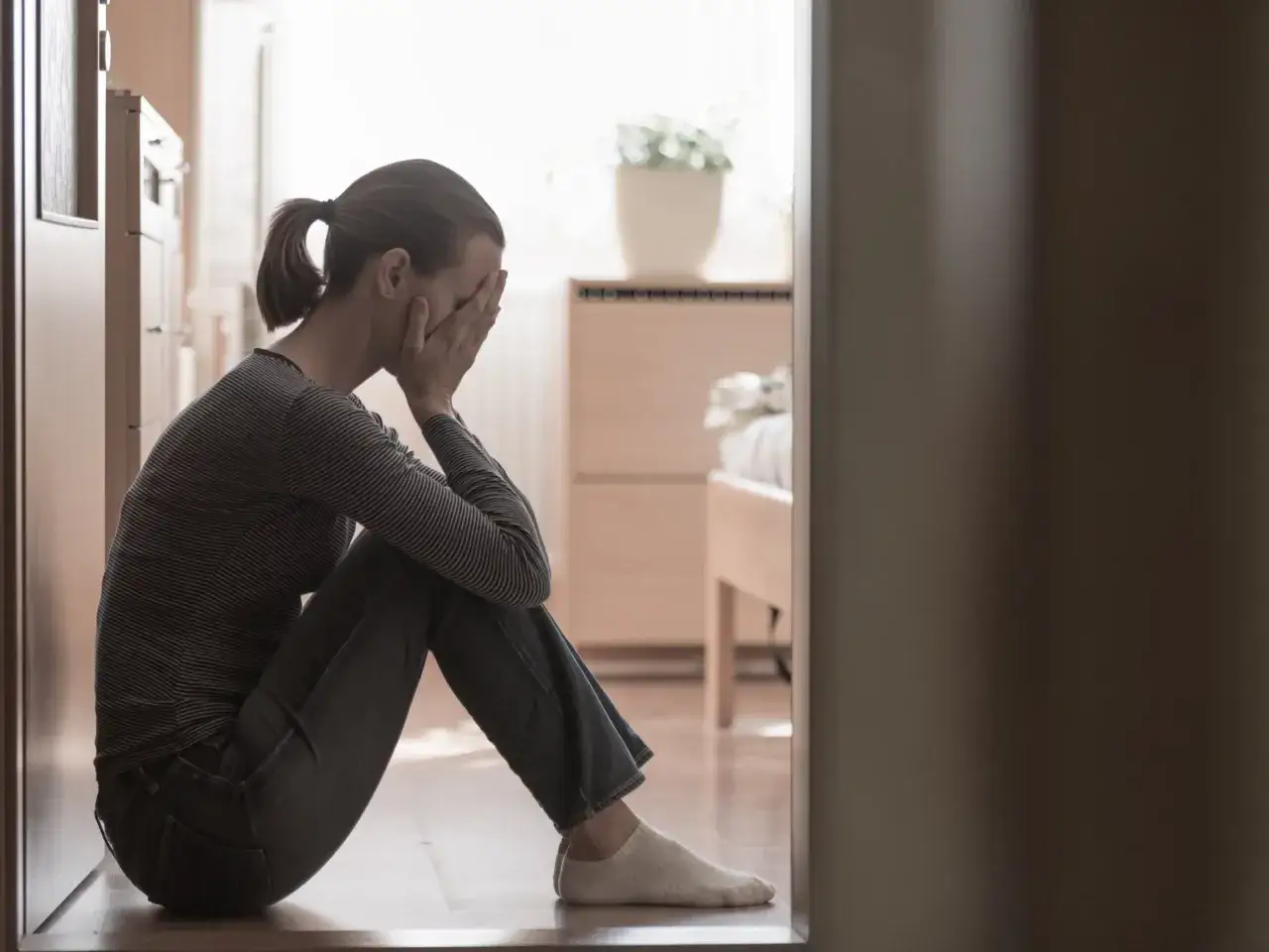 Depresja: Ciało i umysł wołają o pomoc. Rozpoznaj objawy!