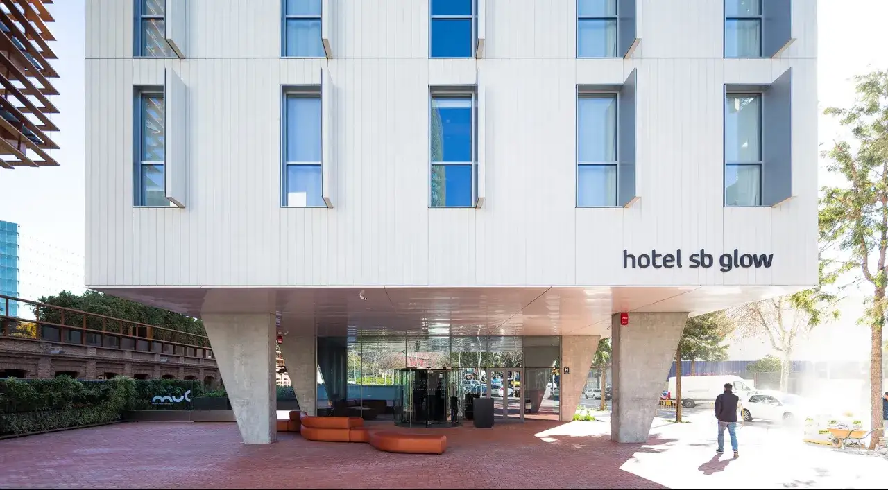 Hotel SB Glow Barcelona: ¿Tu oasis de diseño en el 22@?