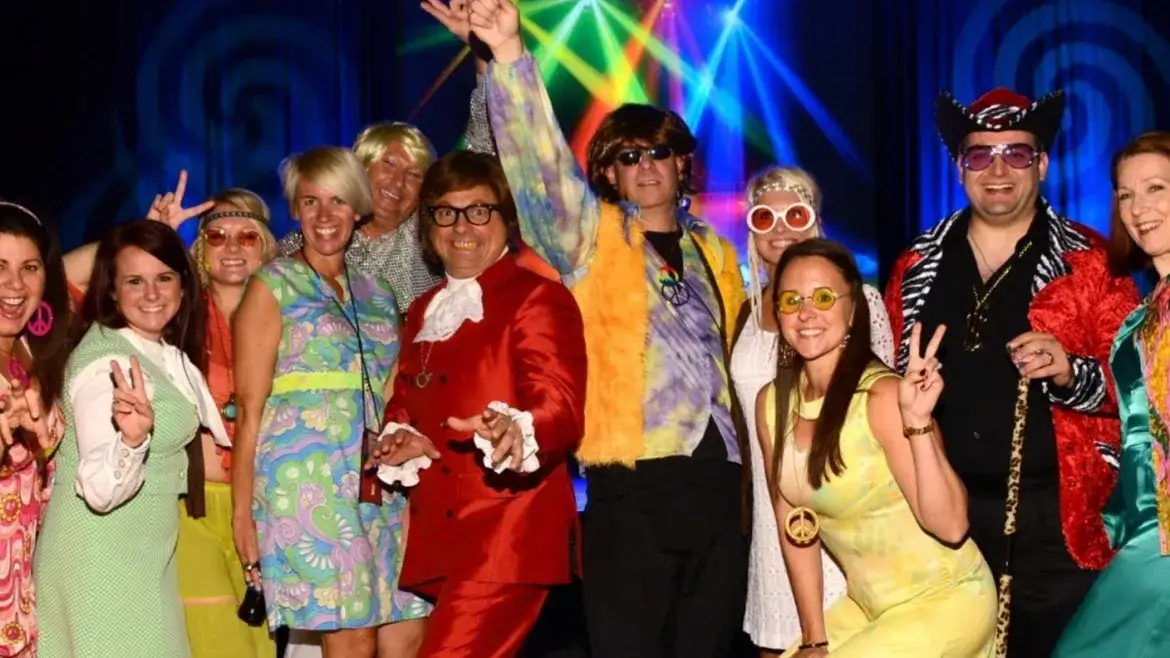 Impreza w stylu lat 70 – jak zorganizować niezapomniane przyjęcie