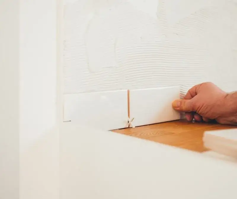 Jak kłaść fugę skutecznie, unikając najczęstszych błędów?